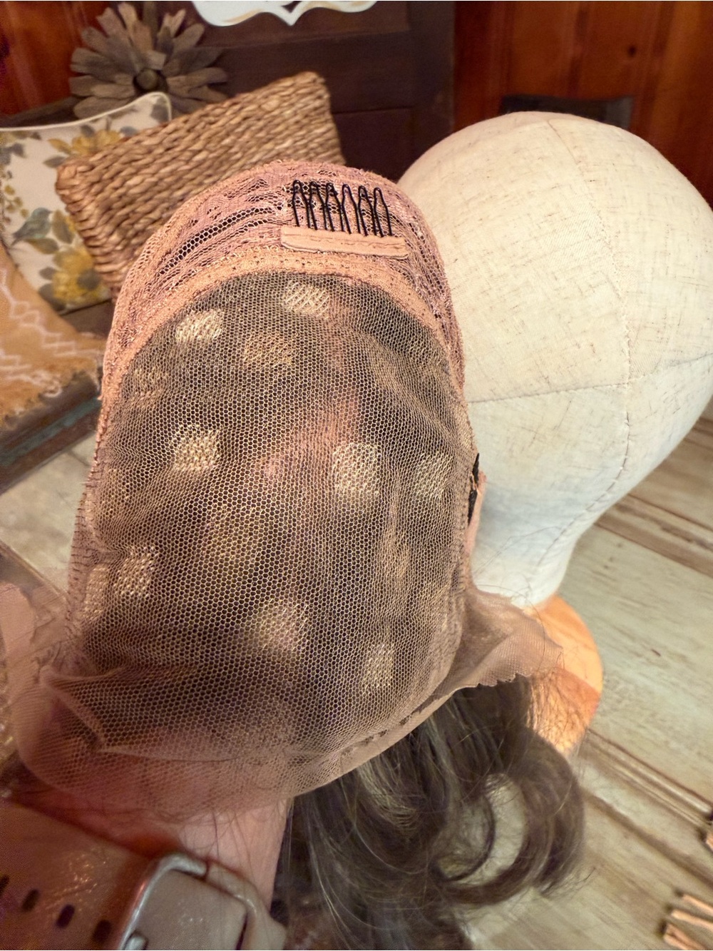 Short Wavy Lace Front Wig in Ash Brown with Hightlights - Natural Texture - Picture 4 of 6